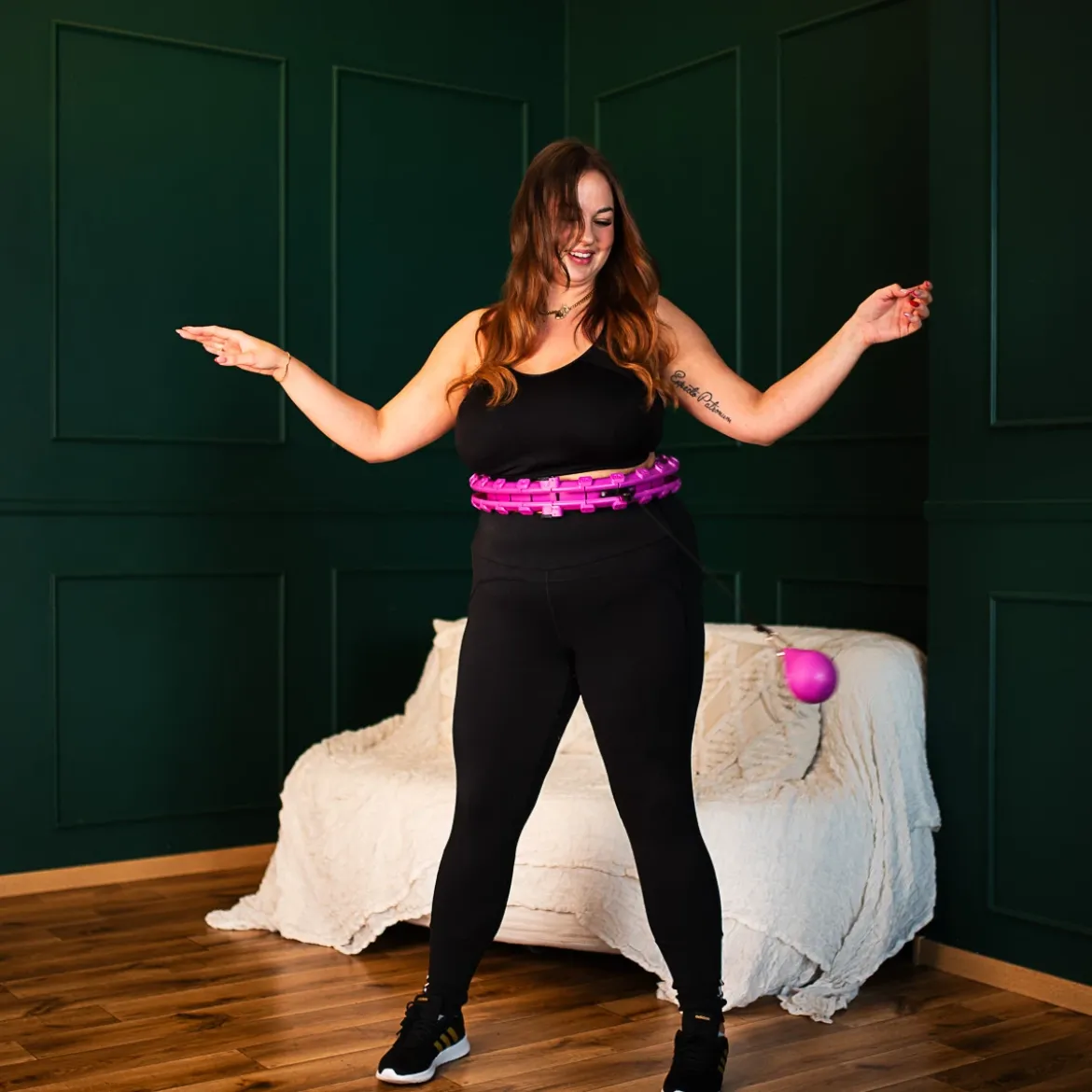 HHW12 PLUS SIZE HULA HOP Z WYPUSTKAMI I OBCIĄŻNIKIEM HMS
