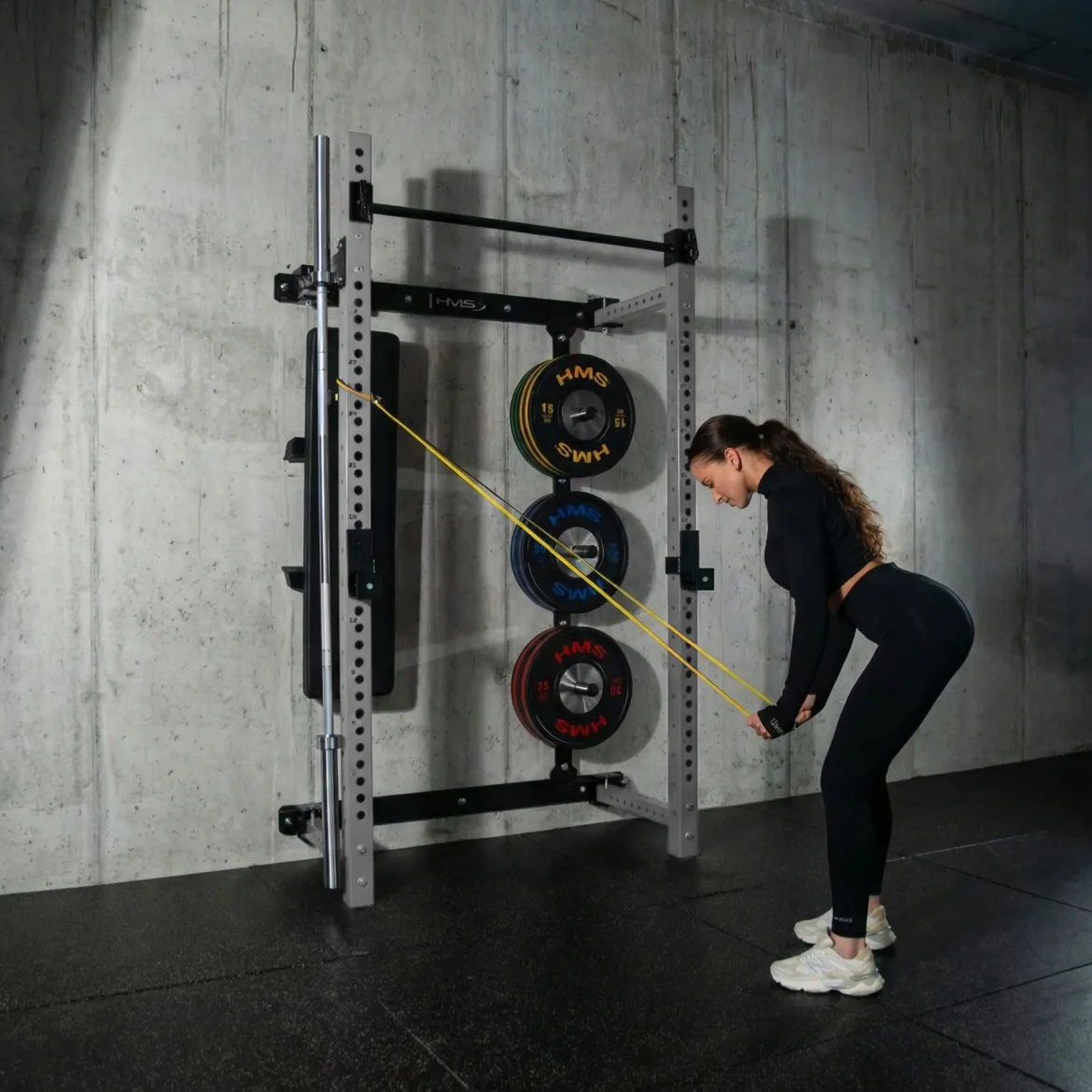 KLATKA TRENINGOWA ŚCIENNA ROZSUWANA Z ŁAWKĄ SZARA KLT34 HMS FITNESS