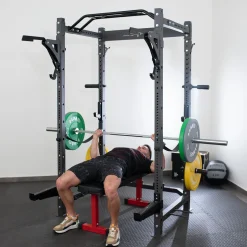 KLATKA TRENINGOWA Z WYPOSAŻENIEM POWER RACK KLT3110 COMMERCIAL HMS