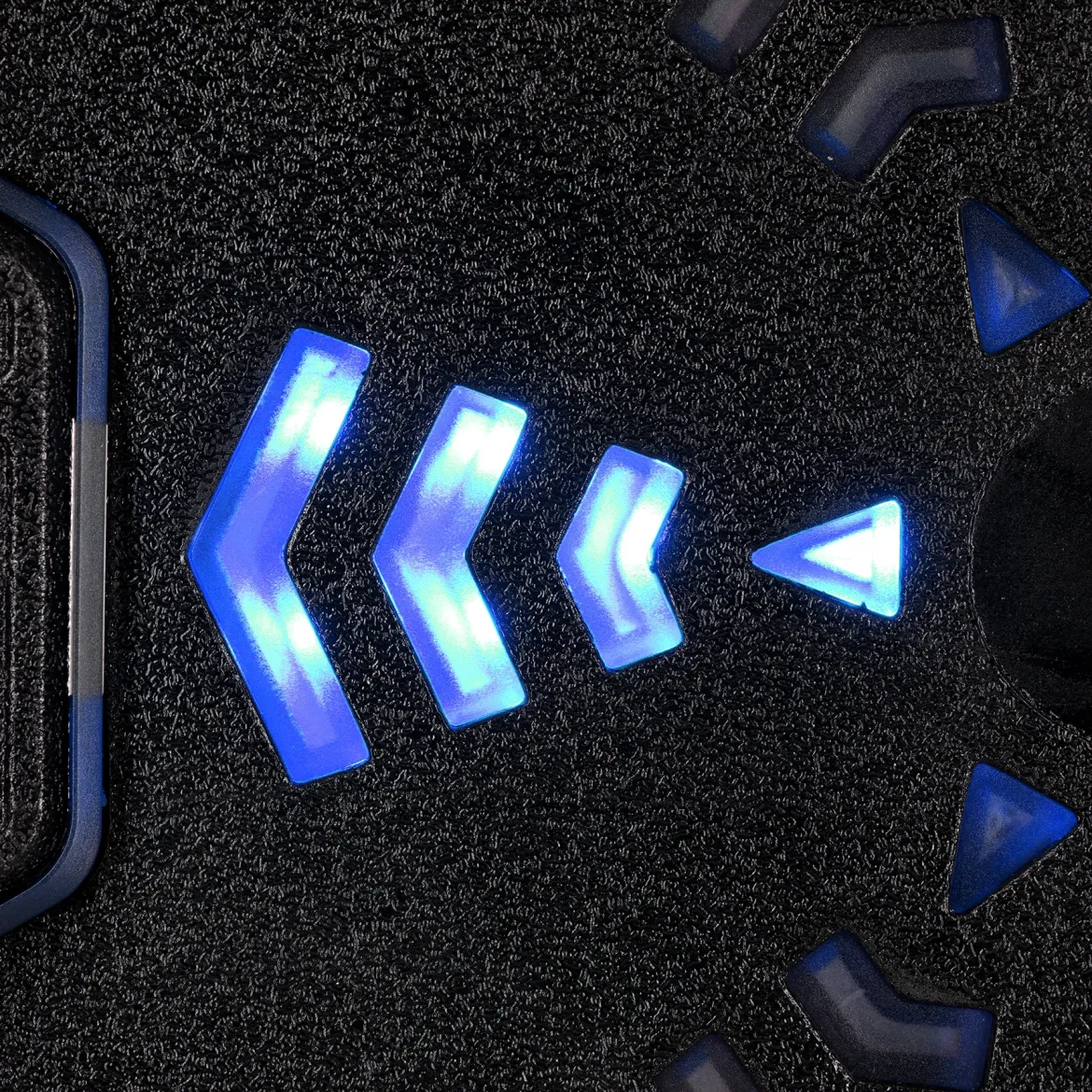 TB02 ELEKTRONICZNA TARCZA BOKSERSKA BLUETOOTH Z MUZYKĄ I RĘKAWICAMI HMS