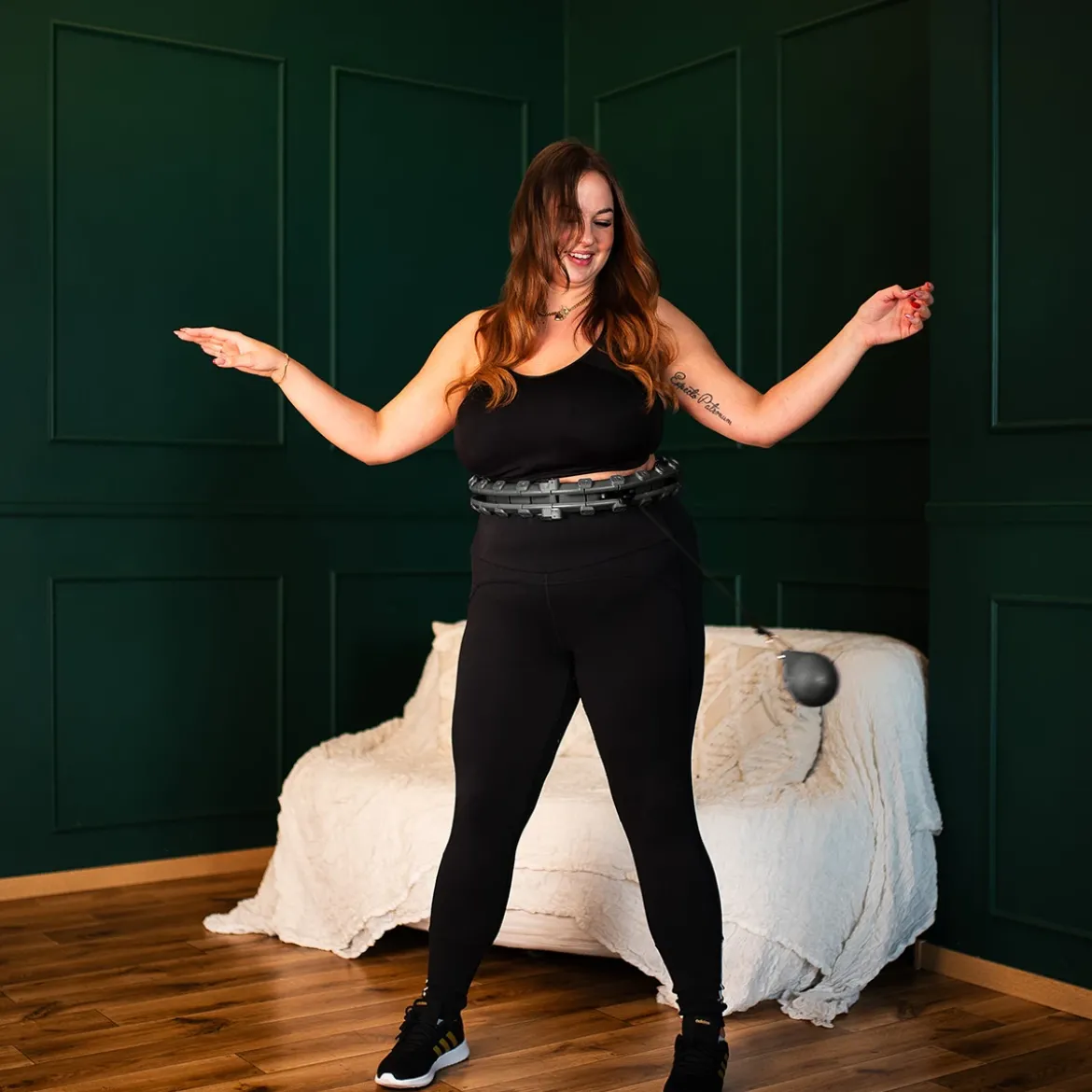 ZESTAW HULA HOP HHW12 BLACK Z WYPUSTKAMI I OBCIĄŻNIKIEM HMS + PAS BR163 BLACK PLUS SIZE